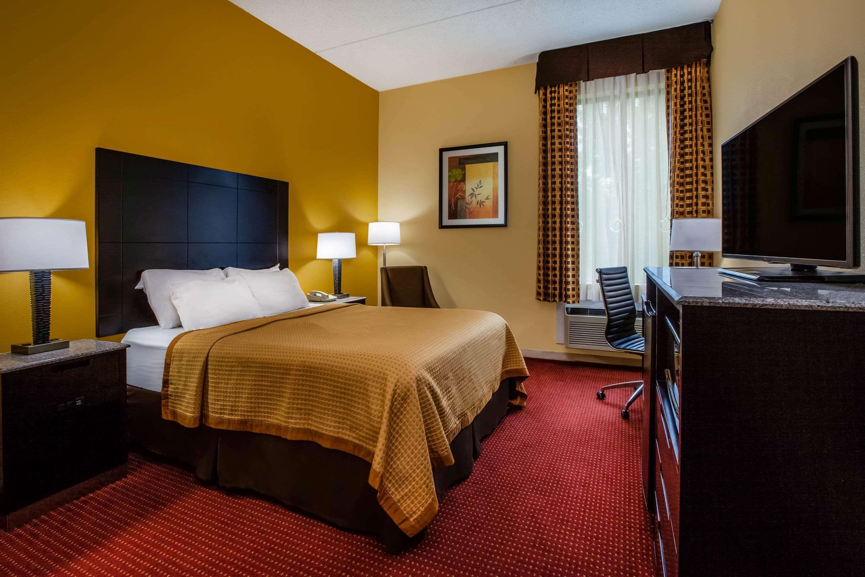 Days By Wyndham Hotel 2*